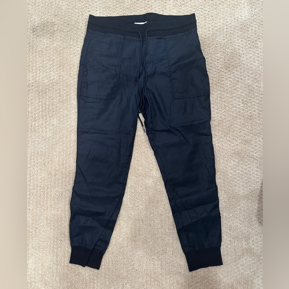 SUPER CUTE TRACK PANT! BARLEY WORN💗